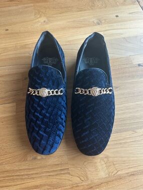 Royal Shoes Men's Navy Velvet Slip-On Loafers with Gold Chain Accent